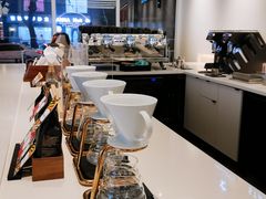 -星巴克臻选(上海淮海百盛购物中心店)