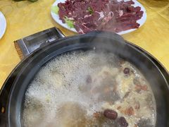 -濠轩阁特色生蚝火锅(水湾路店)