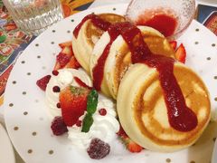 草莓舒芙蕾-娜娜家•Nana’s restaurant (爱琴海店)