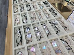 -康利眼镜·蔡司战略合作店(龙泉书房店)