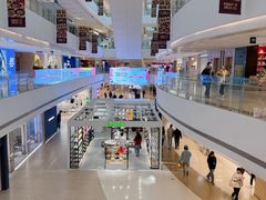-LuOne凯德晶萃广场(徐家汇路店)