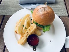 -老别墅西餐厅.酒馆(西堤店)