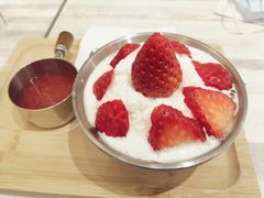 草莓慕斯-满记甜品(静安大悦城店)