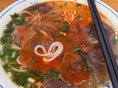 -肇兴特色牛肉粉