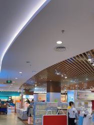 -孩子王(建邺金鹰世界店)