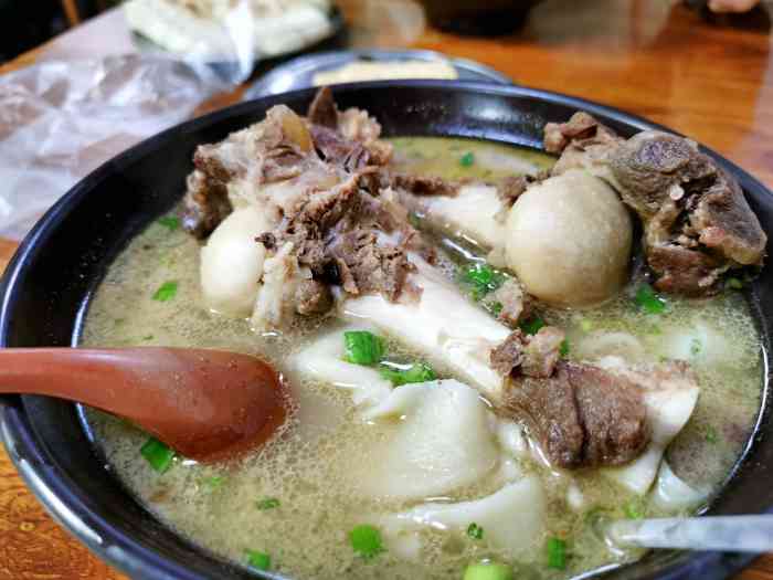 马店羊肉(总店)-"这个天,谁能抵抗得住一碗热乎乎的羊肉汤?