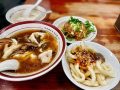 口蘑抄手-小谭豆花(西大街店)