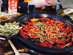 -黄潇洒老火锅(九眼桥宏济巷店)