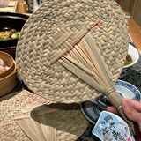 杭州真的是遥遥领先！！吃个饭惊现巨大蒲扇！
