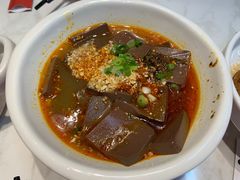 -渝是乎酸菜鱼·川渝小炒(新世界百货望京店)