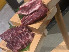 -山川小町·极番烧肉(新地假日广场店)