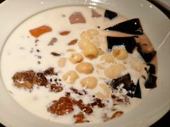 -RUXU入续糖水铺与包(卓悦中心店)