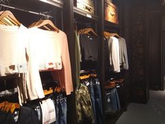 -Hollister(希慎广场店)