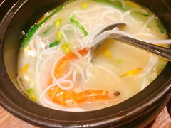 -云海肴·汽锅鸡·云南菜(天山百盛优客店)