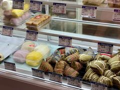 -白玉兰食品(中山公园龙之梦店)