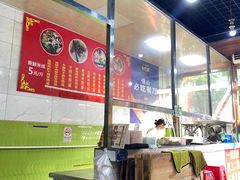 -荣记煲仔饭(高庙路店)