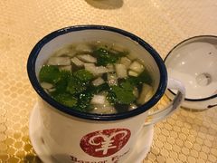 新疆缸缸肉-巴扎美食·新疆菜·西域歌舞表演餐厅(新疆大厦店)