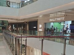 -王府井百货熙地港店