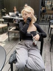 -AYO SALON