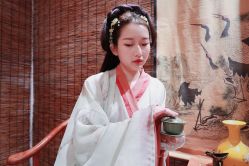 -汉仪华裳汉服馆(打浦桥店)