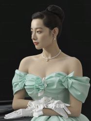 -雪中彩影婚纱摄影·微光艺术中心