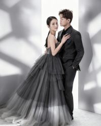 -雪中彩影婚纱摄影·微光艺术中心