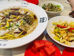 -渔语鱼酸菜鱼新川菜(来福士店)