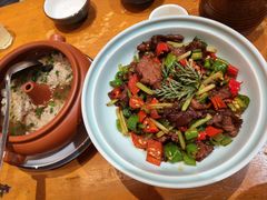 -老滇山寨•云南特色菜•地方菜•民族风情歌舞表演(金碧店)