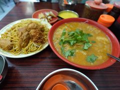 -成群小食店