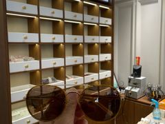-亨得利眼镜(中山路一店)