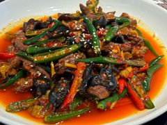 -川流不息·地道川菜·小龙虾(松东路店)