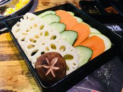 -唯成•韩国炭火烤肉 유성고기