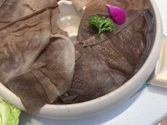 -老牌坊云南鱼豆花火锅(哈西万达店)