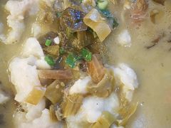 -周鱼小馆石锅酸菜鱼(活力汇店)