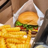 ss汉堡🍔，王嘉尔下次我请你吃汉堡王吧？