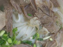 -小椒羊.羊肉粉 龙虾 羊肉串(新地旗舰店)