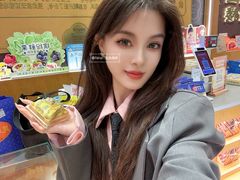 -昆明冠生园·鲜花饼·面包蛋糕(老街店)