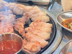 -城山辣炒黑猪肉
