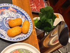 -沸炉重庆老火锅(军事博物馆店)