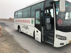 摆渡车-敦煌雅丹国家地质公园