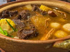 -阿润打边炉·鲜切鸡煲(华漕店)