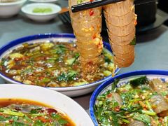 -官塘陈记鱼生·潮汕砂锅粥·牛肉火锅(潮枫路总店)