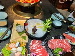 -湊湊火锅·茶憩(新中关购物中心店)