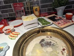 -欠火锅·水牛毛肚·团建聚餐·生日宴(何山路店)