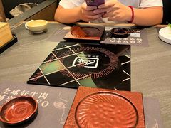 -牛YO寿喜烧·铁板烧和牛火锅自助(市府恒隆店)