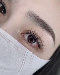 -初心纹眉洗眉·美睫专业店