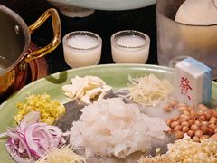 -得意咚瓜·顺德鱼生·冬瓜火锅(深圳首店)