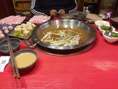 -谭鸭血老火锅(漳州路店)