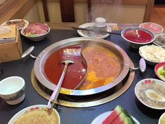 -沸炉重庆老火锅(军事博物馆店)