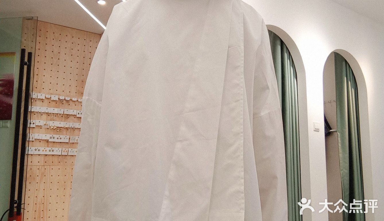 很少去商场了 买衣服来他们家一趟基本就能搞定